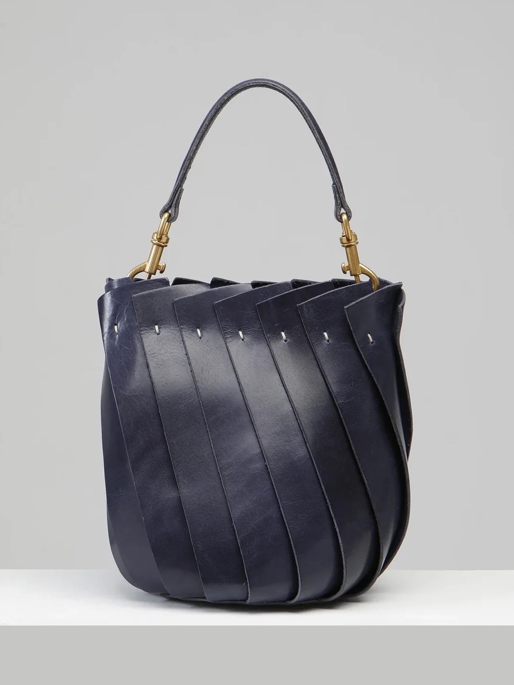 Uppdoo Bloom Bucket Tote Crossbody Navy Blue Leather